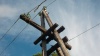 сотрудники ОАО "Читаэнерго" размещают на опорах